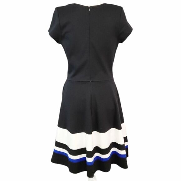 Love...Ady Fit & Flare Black White Royal Blue Flattering Dress Size Medium Crew - Picture 5 of 8